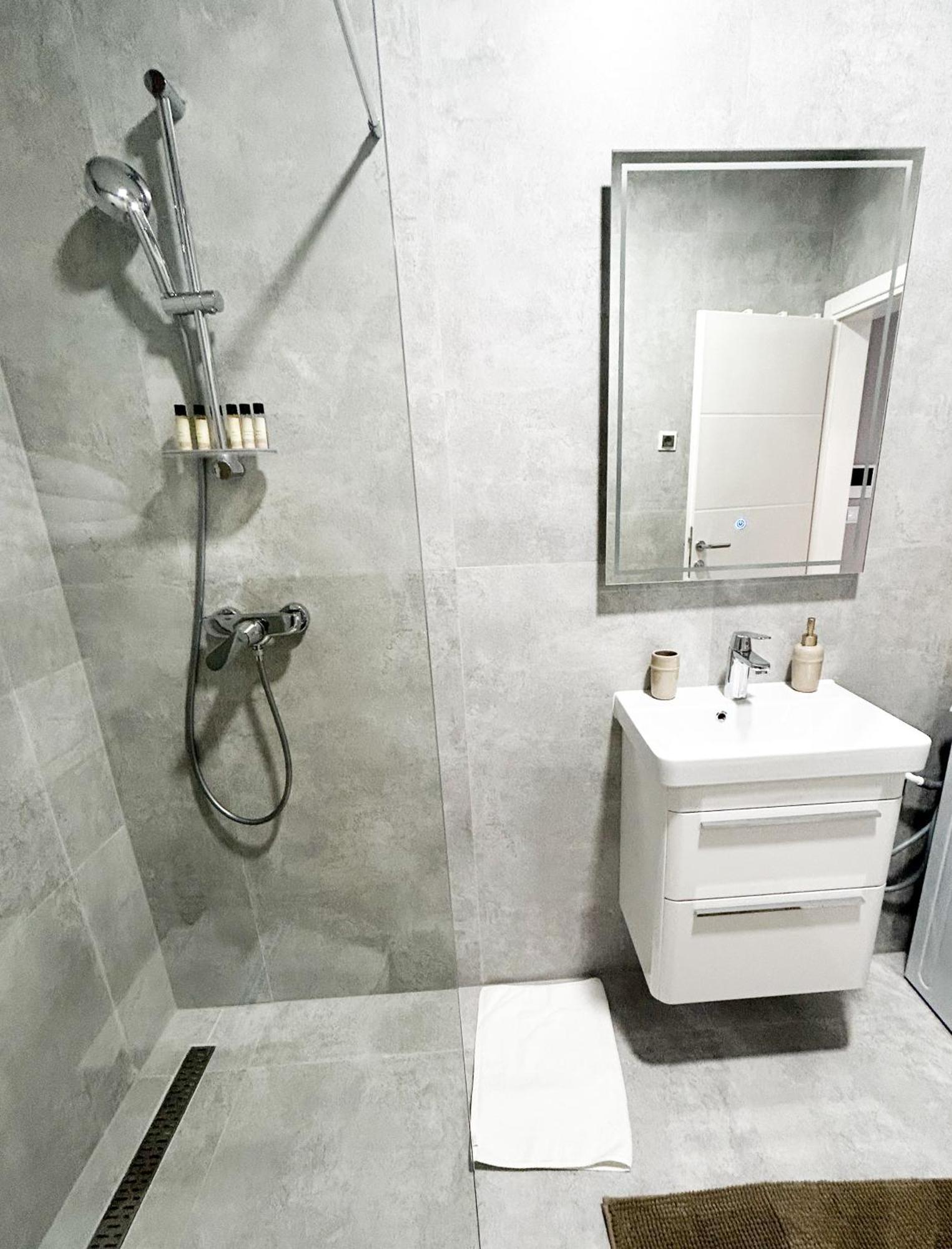 Merak2 Apartment- Free Private Parking Mostar Kültér fotó